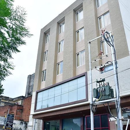 Hotel Yatharth Inn Varanasi Eksteriør billede