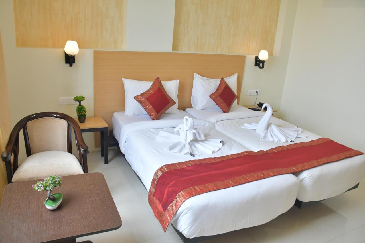 Hotel Yatharth Inn Varanasi Eksteriør billede