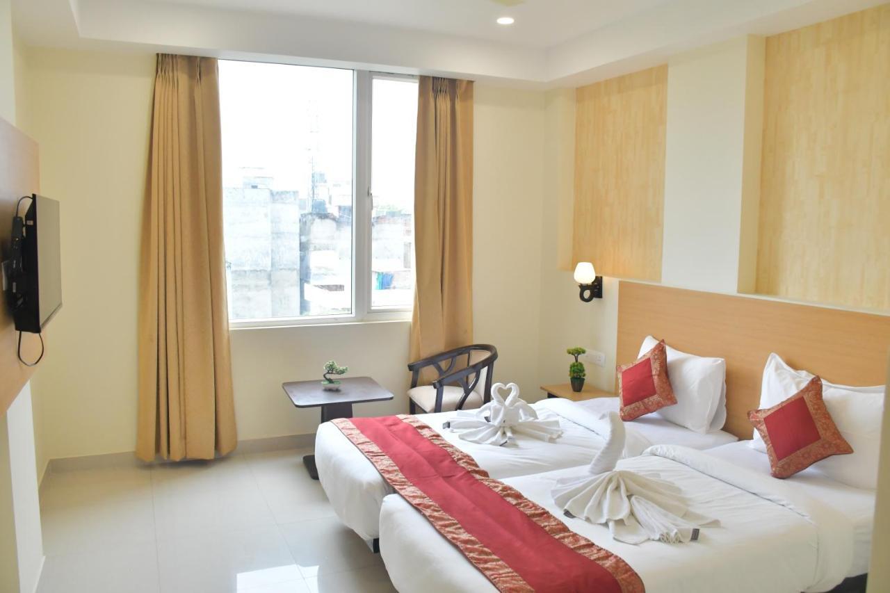 Hotel Yatharth Inn Varanasi Eksteriør billede