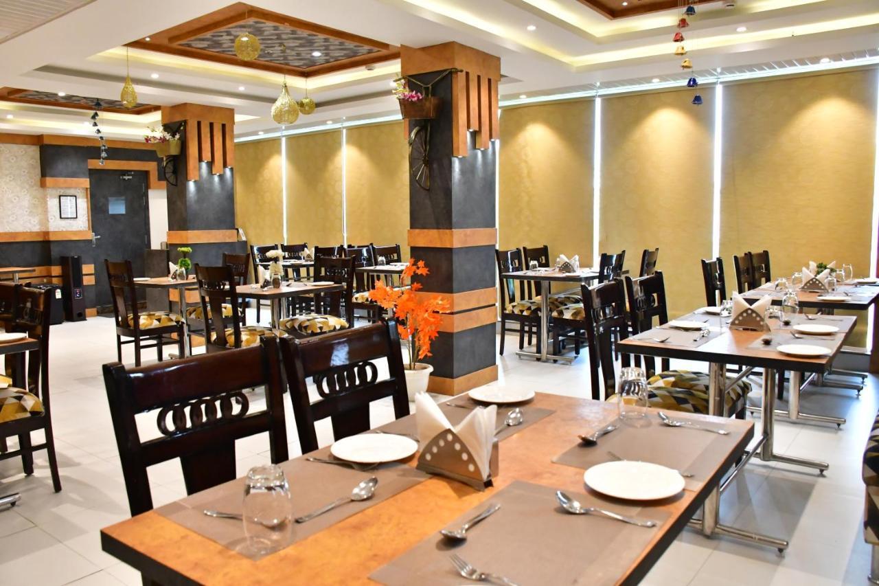 Hotel Yatharth Inn Varanasi Eksteriør billede