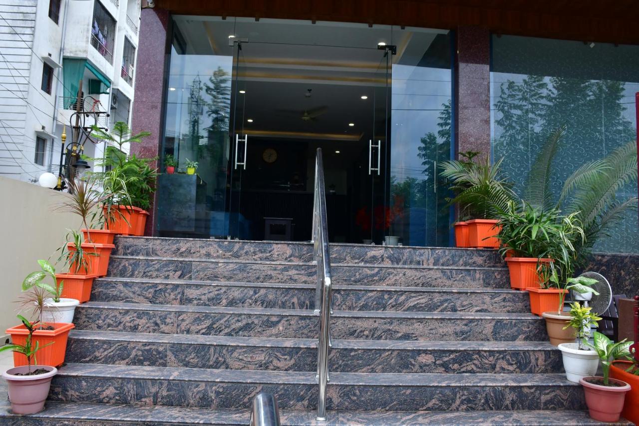 Hotel Yatharth Inn Varanasi Eksteriør billede
