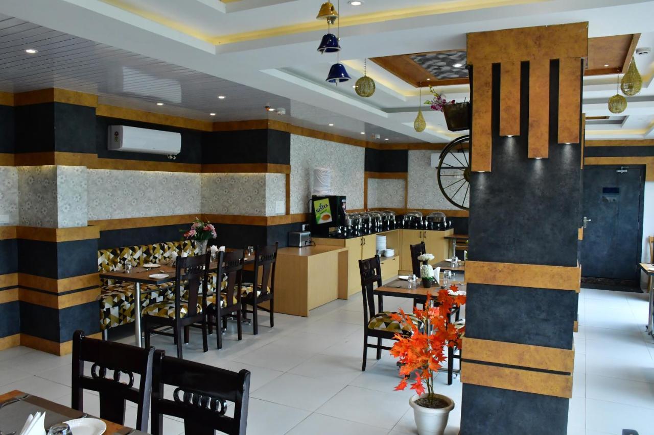Hotel Yatharth Inn Varanasi Eksteriør billede